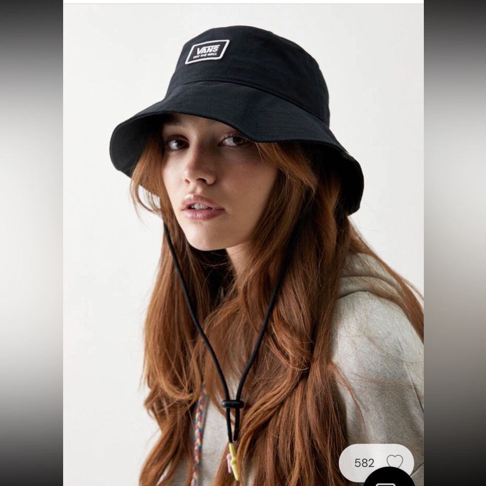 Vans Bucket Hat 🎩